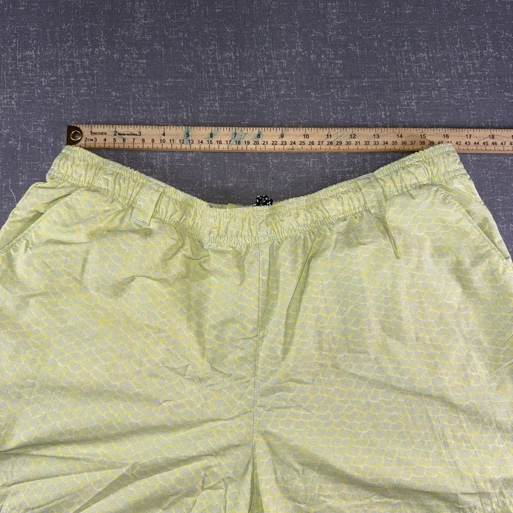 Columbia PFG Swim Shorts‎ Mens XL Yellow Fish Scale Mesh Lined Fishing Trunks